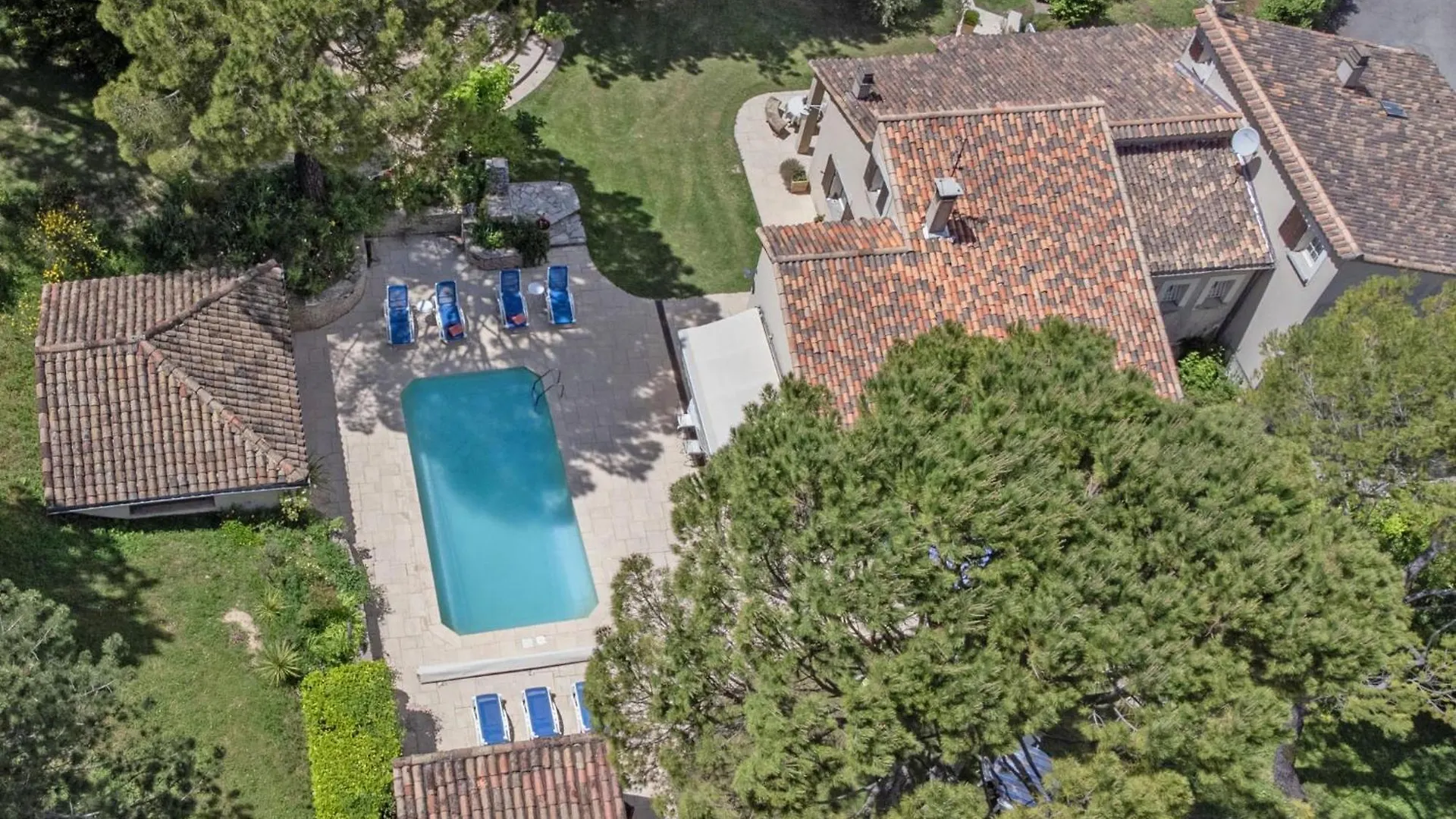 Le Grand Liodrey Villa Cereste Holiday home