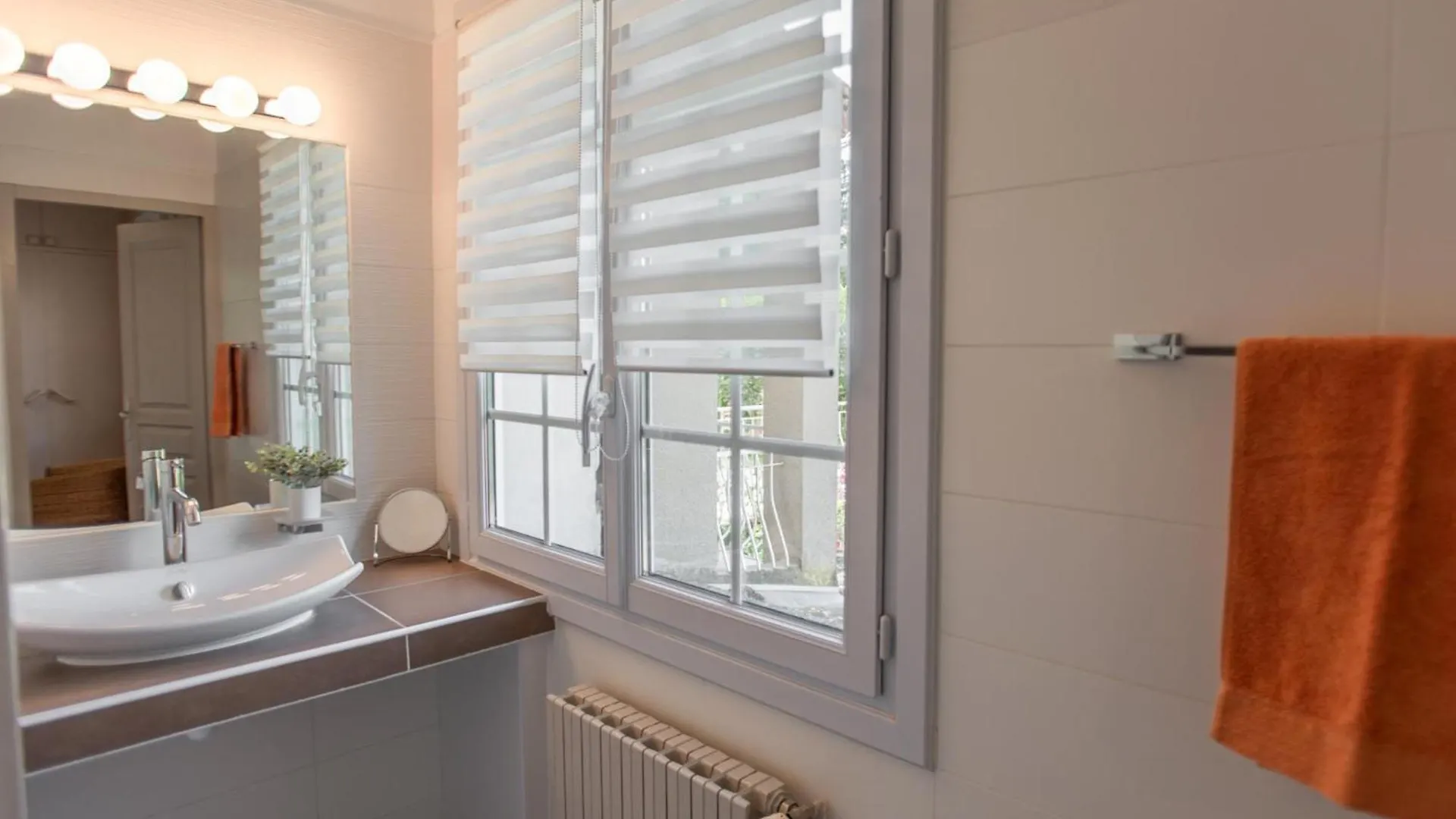 Le Grand Liodrey Villa Cereste 0*,  France